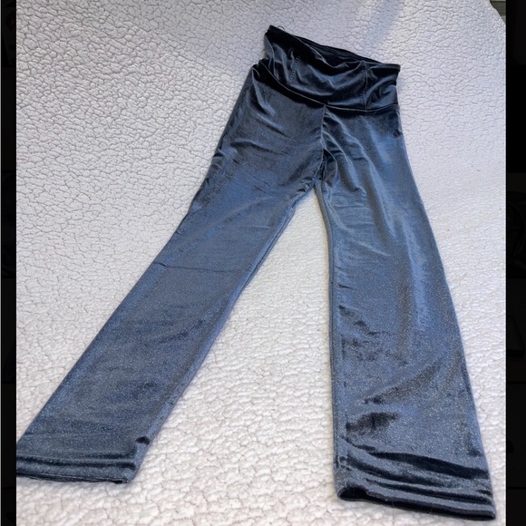 Femme by Design Velvet High-waisted Leggings in Charcoal (Blue) - Picture 10 of 11